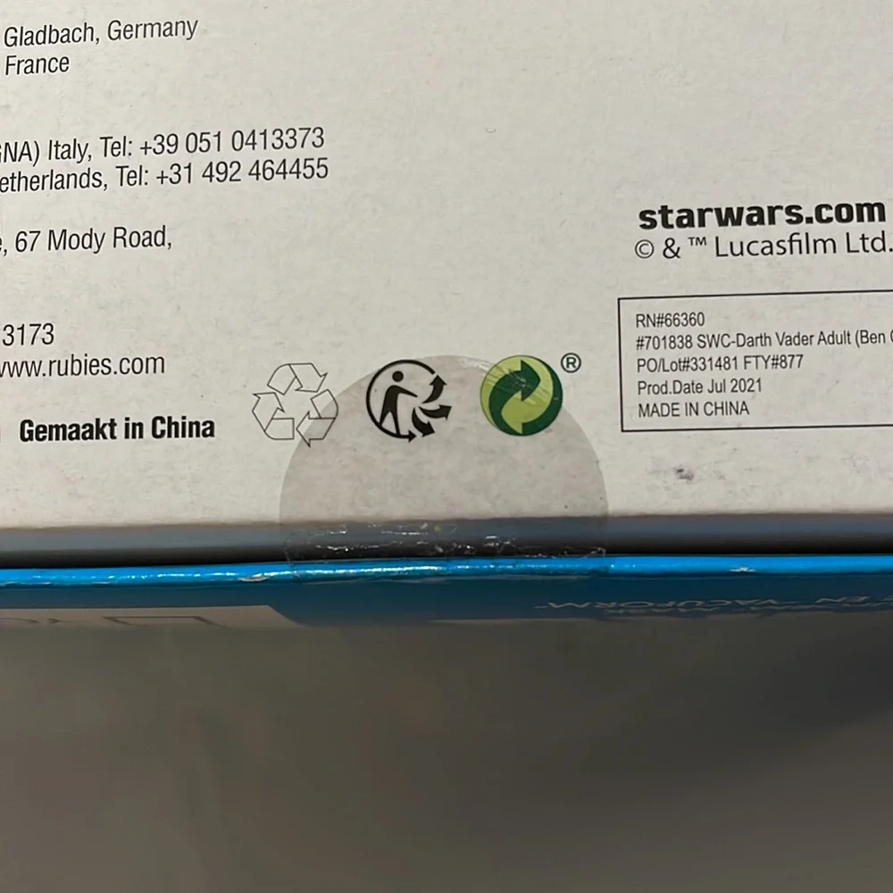 NEW 50th Anniv. Star Wars DARTH VADER Ben Cooper Halloween Mask Costume Adult - Picture 8 of 9